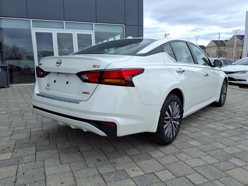 2023 Nissan Altima 2.5 SV