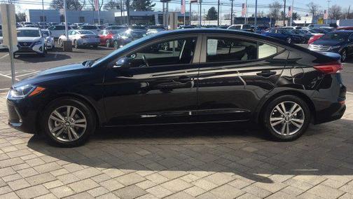 2017 Hyundai ELANTRA SE Value Edition