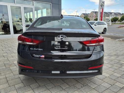 2017 Hyundai ELANTRA SE Value Edition