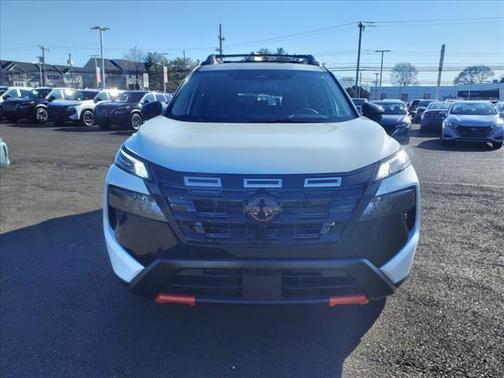 2025 Nissan Rogue Rock Creek