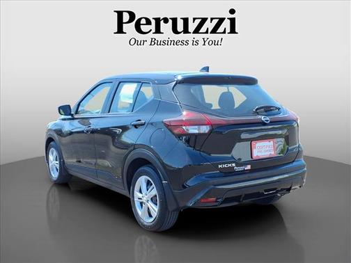 Super Black 2023 Nissan Kicks S