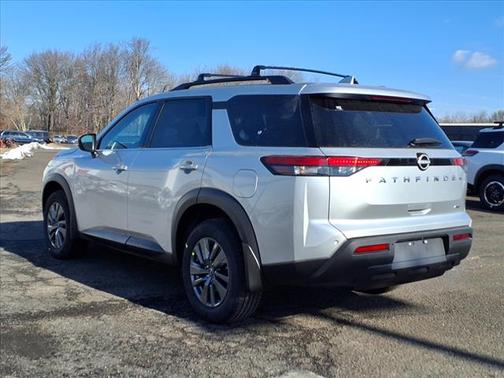 2025 Nissan Pathfinder SV 4WD