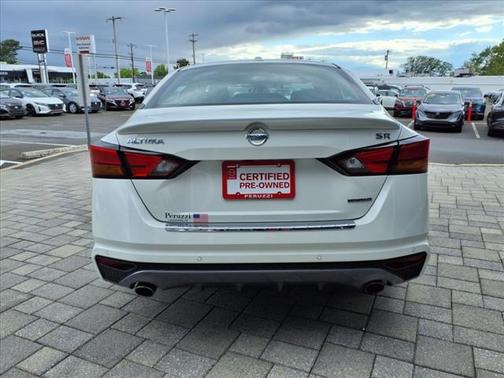2022 Nissan Altima SR VC-Turbo FWD