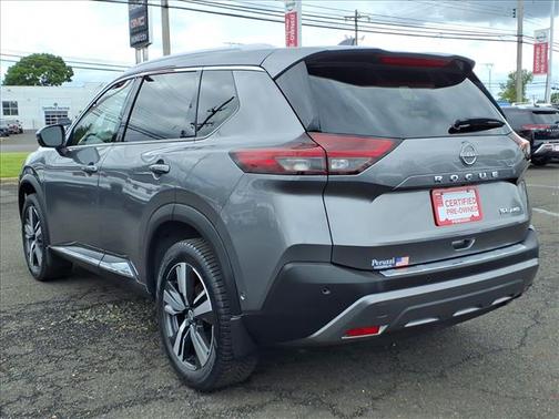 Gun Metallic 2023 Nissan Rogue SL