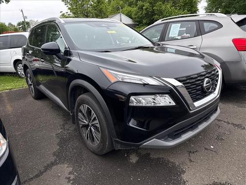 Super Black 2021 Nissan Rogue SV