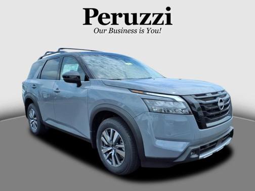 2025 Nissan Pathfinder SL 4WD