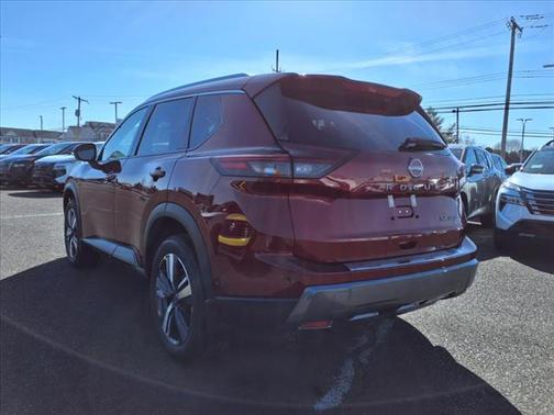 2025 Nissan Rogue SL