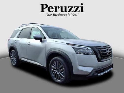2025 Nissan Pathfinder SL 4WD