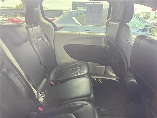 2019 Chrysler Pacifica Touring L