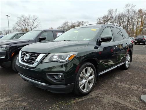 2018 Nissan Pathfinder SL