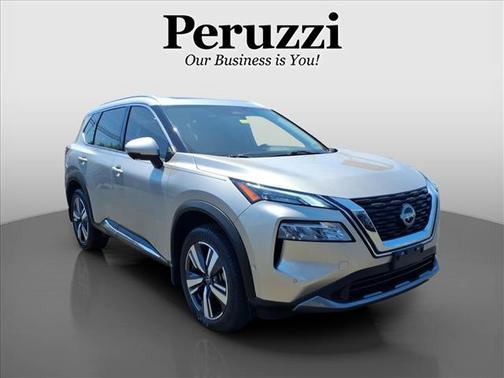 Champagne Silver Metallic 2023 Nissan Rogue SL