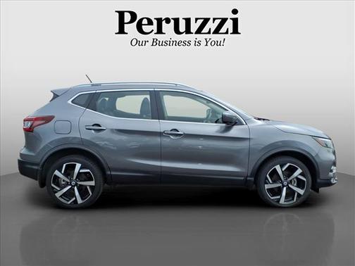 Gun Metallic 2022 Nissan Rogue Sport SL