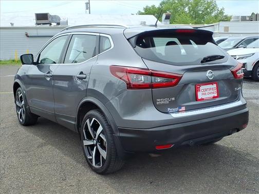 Gun Metallic 2022 Nissan Rogue Sport SL
