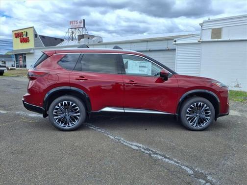 2025 Nissan Rogue Platinum