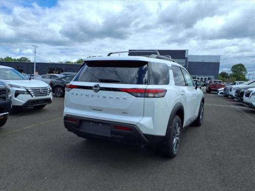 2025 Nissan Pathfinder SV 4WD