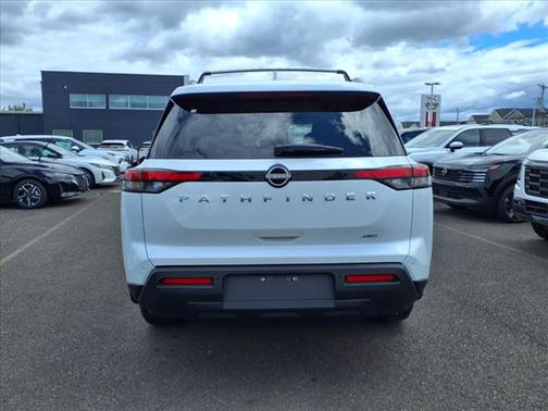 2025 Nissan Pathfinder SV 4WD