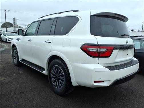 2023 Nissan Armada SL 4WD