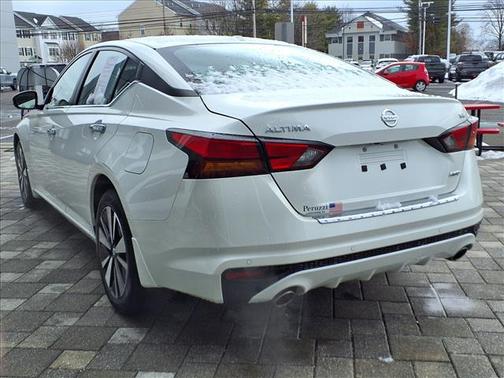 2022 Nissan Altima 2.5 SV