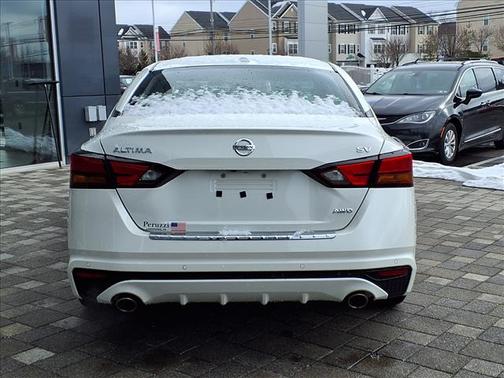 2022 Nissan Altima 2.5 SV