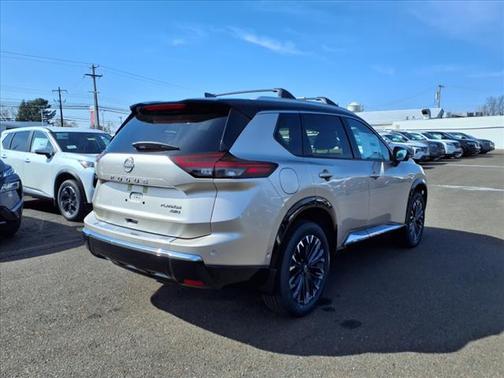 2025 Nissan Rogue Platinum