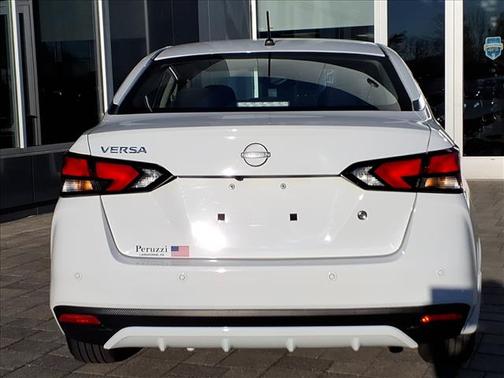 2024 Nissan Versa 1.6 S