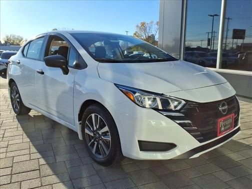 2024 Nissan Versa 1.6 S