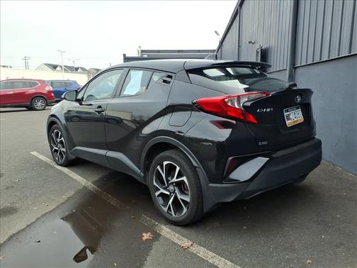 2021 Toyota C-HR XLE