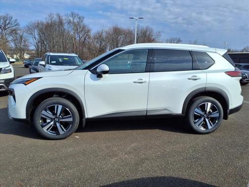 2025 Nissan Rogue SL