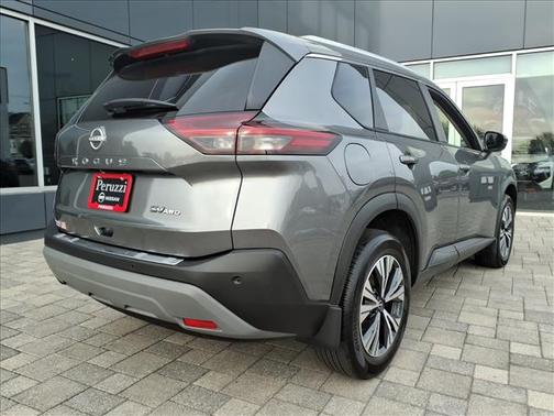 2022 Nissan Rogue SV