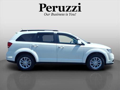 White 2016 Dodge Journey SXT