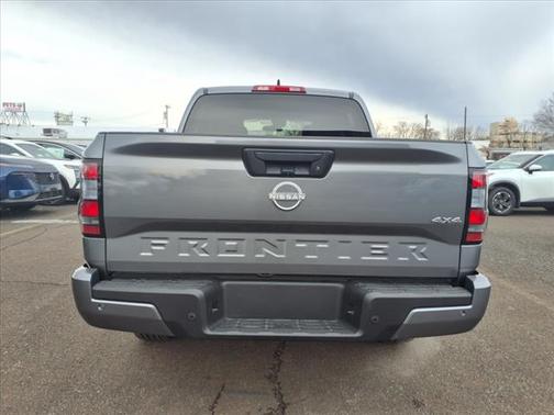 2025 Nissan Frontier SV