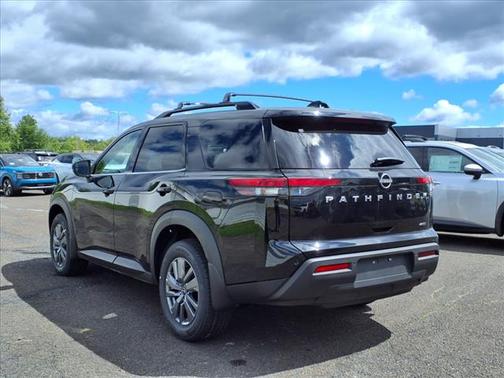 2025 Nissan Pathfinder SV 4WD