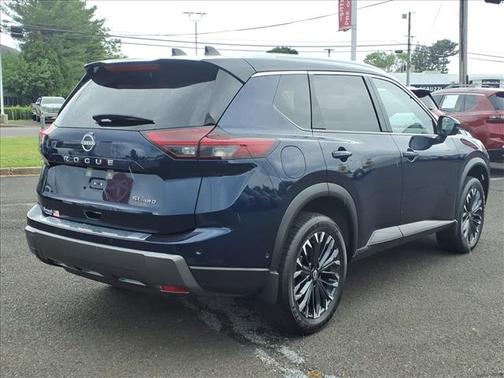 Deep Ocean Blue Pearl/Super Black 2025 Nissan Rogue SL