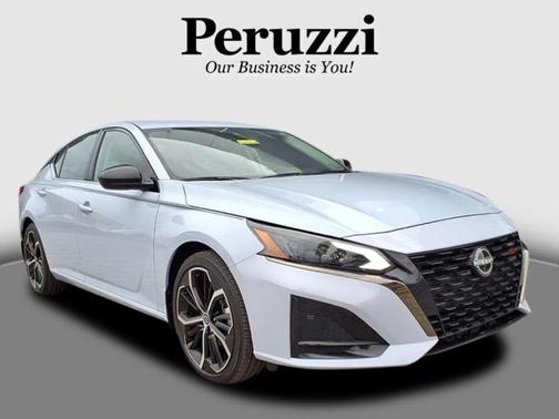 Gray Sky Pearl 2023 Nissan Altima SR FWD