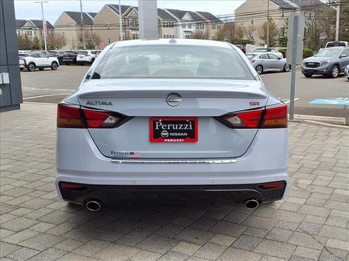 Gray Sky Pearl 2023 Nissan Altima SR FWD