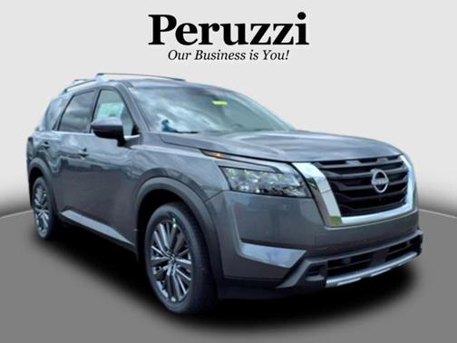 2025 Nissan Pathfinder SL 4WD