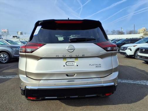 2025 Nissan Rogue Platinum