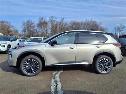 2025 Nissan Rogue Platinum