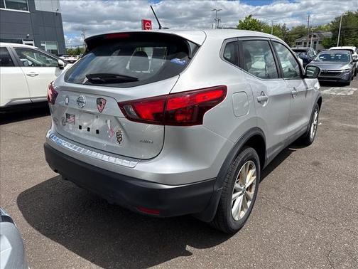 Brilliant Silver Metallic 2019 Nissan Rogue Sport S