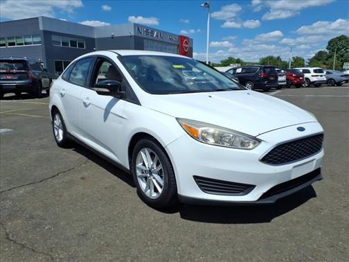 Oxford White 2016 Ford Focus SE