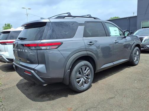 2025 Nissan Pathfinder SV 4WD