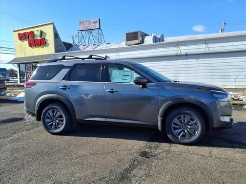 2025 Nissan Pathfinder SV 4WD