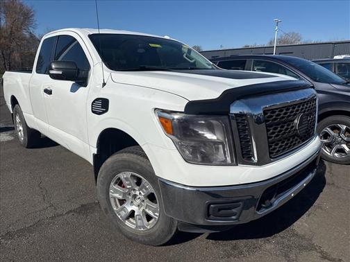 Glacier White 2017 Nissan Titan SV