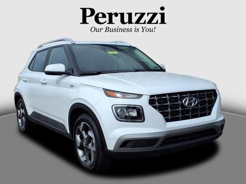 2024 Hyundai VENUE SEL