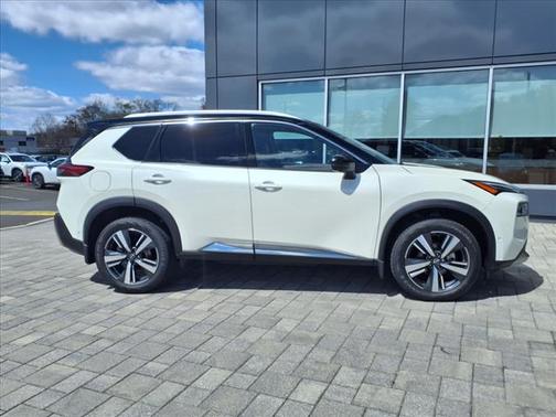 2022 Nissan Rogue Platinum