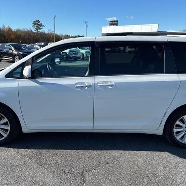 2015 Toyota Sienna XLE Premium