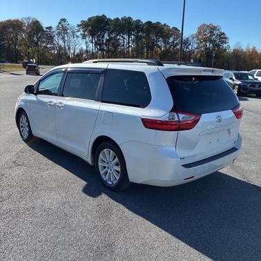 2015 Toyota Sienna XLE Premium