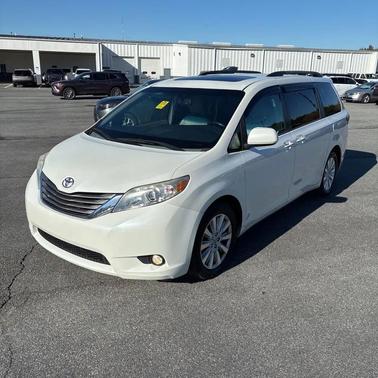 2015 Toyota Sienna XLE Premium