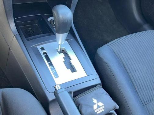 2015 Mitsubishi Lancer SE