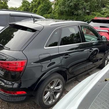 Black 2017 Audi Q3 2.0T Premium